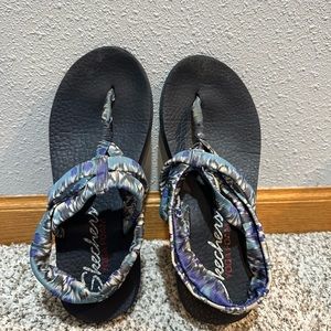 Sketchers foam sandals, ankle strap, size 9 women’s